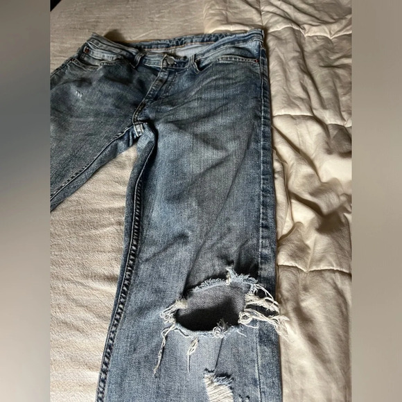 Levi’s Mens Skinny Light Wash Ripped Jeans - Picture 7 of 11